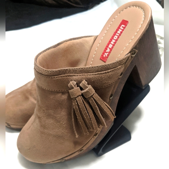 Unionbay Faux Suede Clogs - Picture 2 of 6